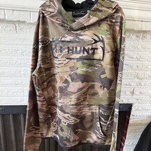 Boys pullover sweatshirt